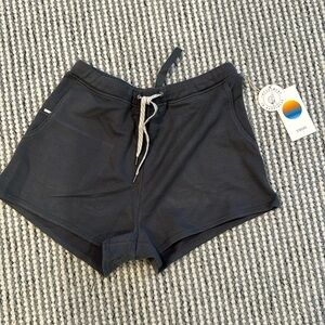 Vuori women’s grey shorts, size S, New with tags